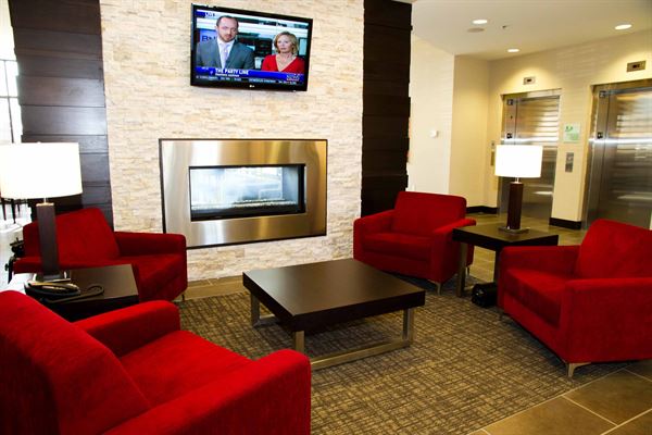 Holiday Inn and Suites, Red Deer South