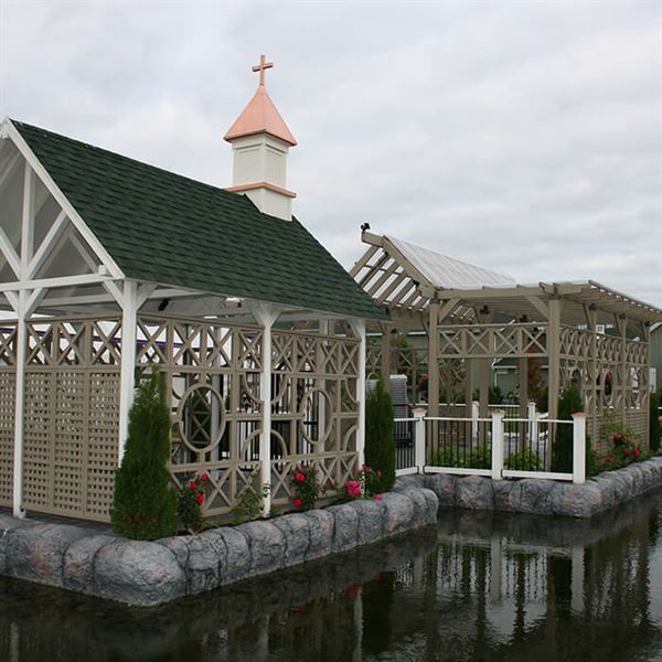 Cedar Meadows Resort