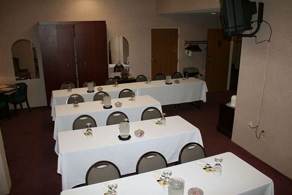 Quality Inn & Suites Bellville - Mansfield