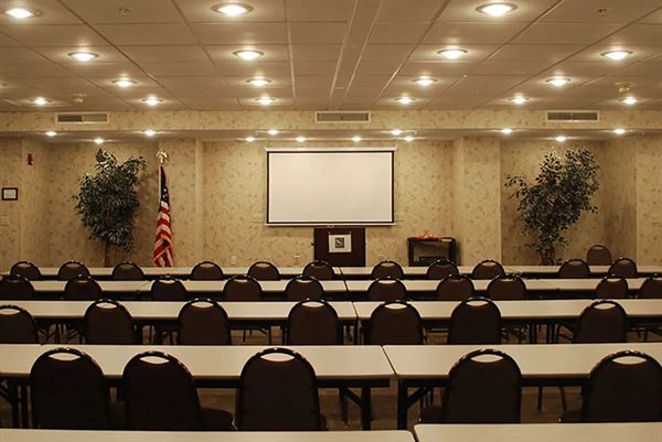 Quality Inn & Suites Bellville - Mansfield