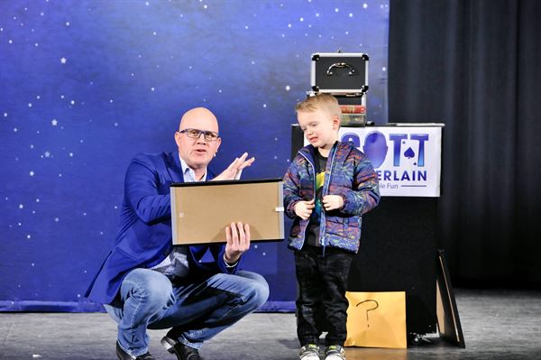 Scott Chamberlain Magic