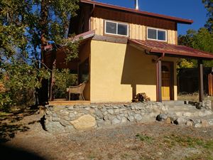 Adorable Natural Construction Guesthouse