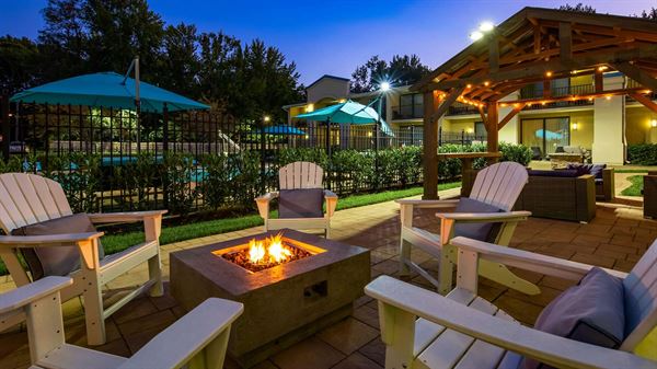 The Hub Middletown Red Bank, BW Signature Collection