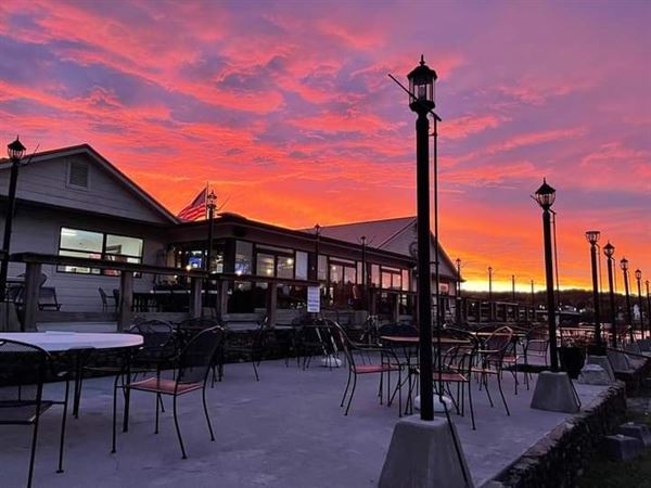 Angelos' at The Point Restaurant