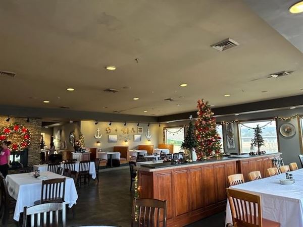 Angelos' at The Point Restaurant