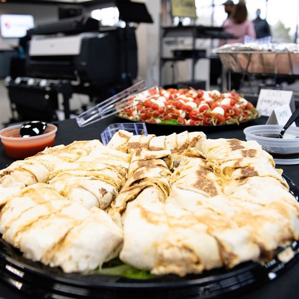 EAT Kitchen & Catering