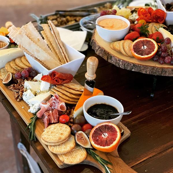 EAT Kitchen & Catering