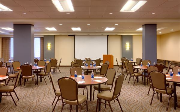 Hyatt Place Waikiki Beach