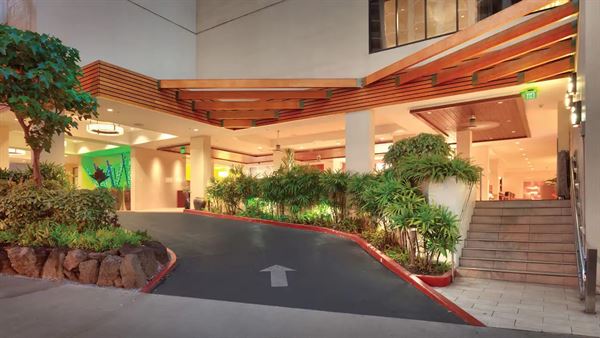 Hyatt Place Waikiki Beach