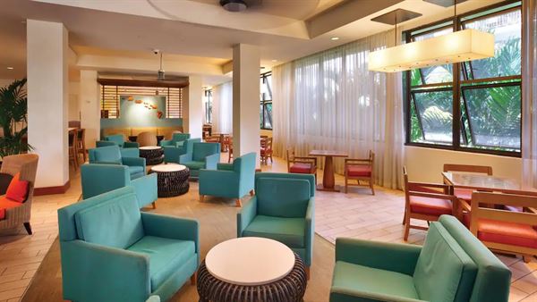 Hyatt Place Waikiki Beach