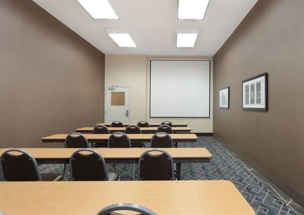 La Quinta Inn & Suites by Wyndham Houston Energy Corridor