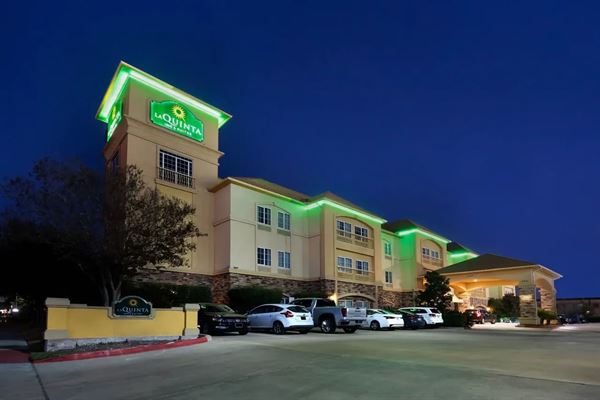 La Quinta Inn & Suites by Wyndham Houston Energy Corridor