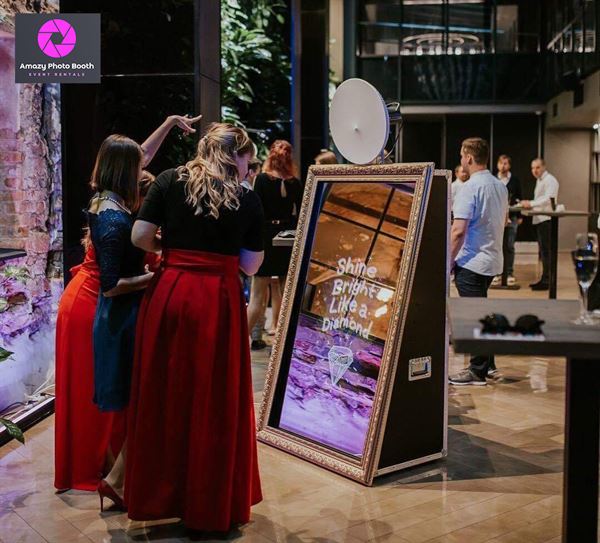 Amazy Photo Booth Rental