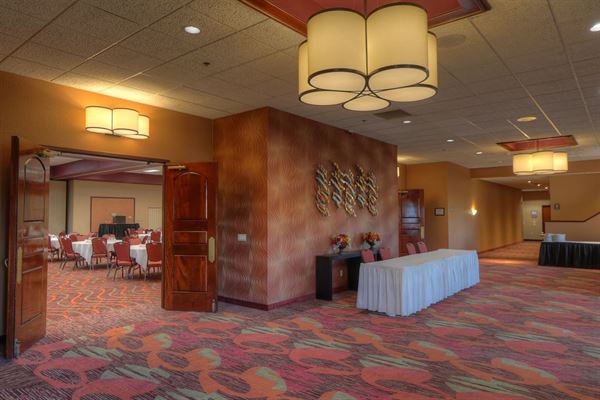 Mt. Pleasant Comfort Inn & Suites Hotel and Conference Center