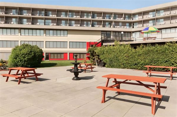 Ramada by Wyndham Belleville Harbourview Hotel and Conference Centre