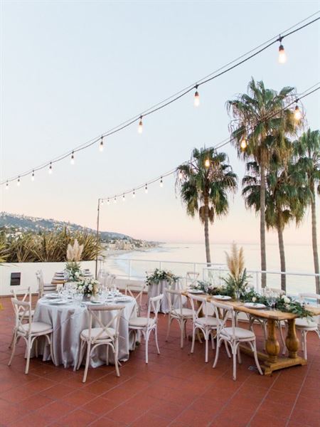 Casa Loma Beach Hotel