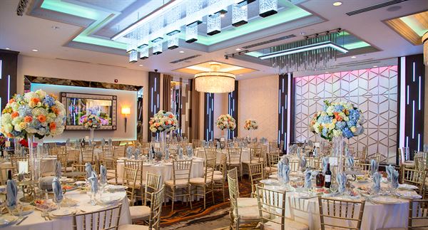 De Luxe Banquet Hall