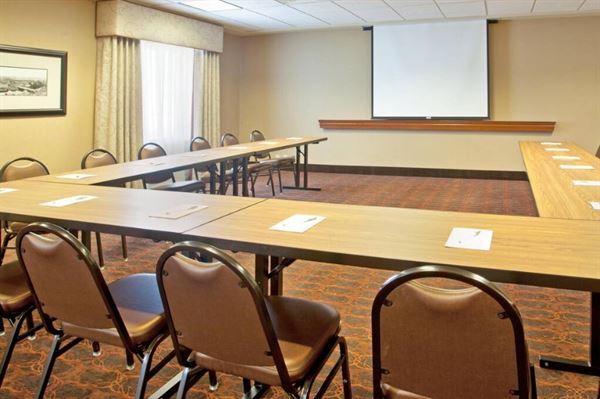 Hampton Inn & Suites MSP Airport - Mall of America