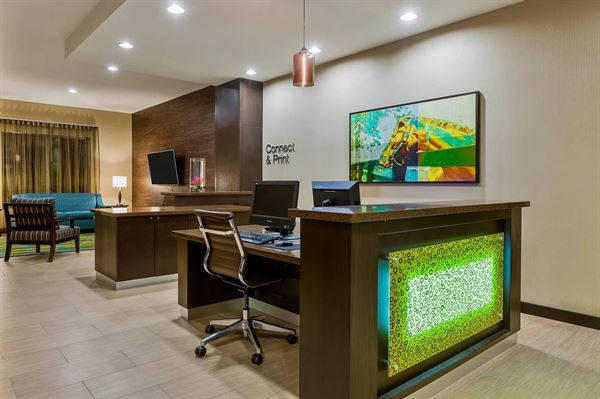 Fairfield Inn & Suites by Marriott- Banquets & Events