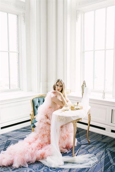 Champagne and Macarons Events