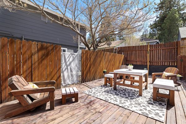 The Deck at Sunshine Loft