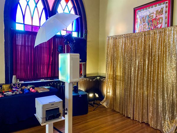 Wanderlust Events Photo Booth Rental