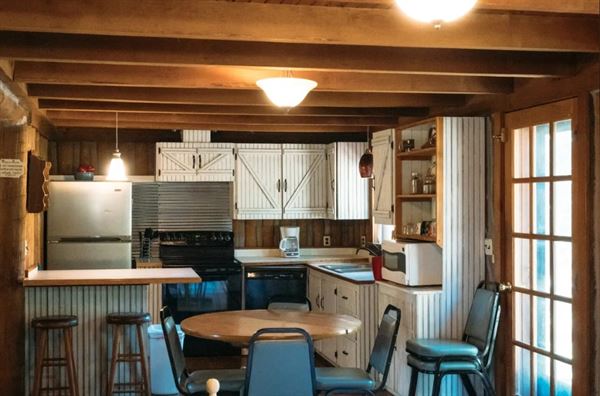 Arrowhead Point RV Park & Cabins