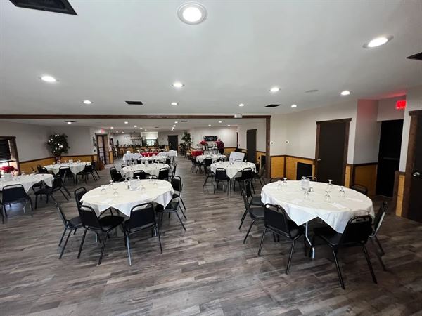 Lunas Banquet Hall