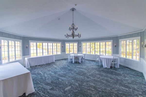 Stow Acres Country Club