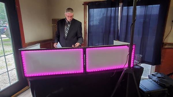 Be in the Moment Entertainment