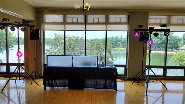 Be in the Moment Entertainment