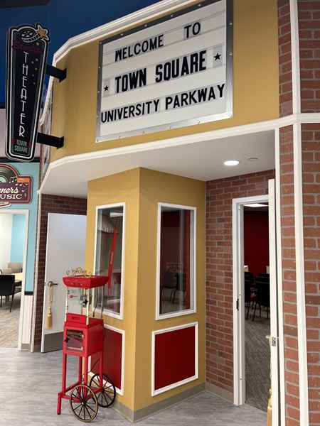 Town Square University Parkway