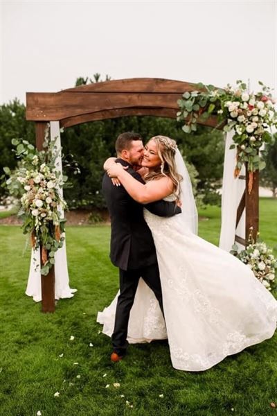 Sandhollow Weddings and Events