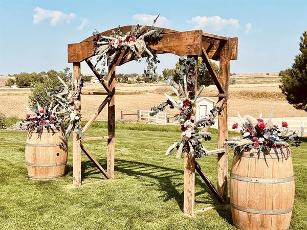 Sandhollow Weddings and Events