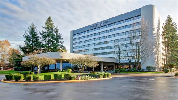 DoubleTree Suites by Hilton Hotel Seattle Airport - Southcenter