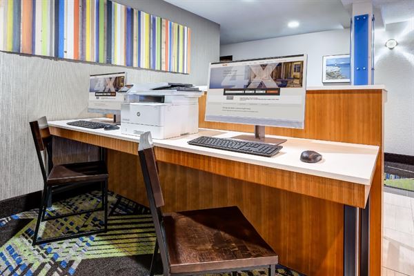 Holiday Inn Express & Suites Petoskey