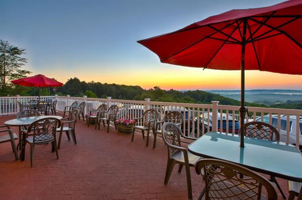 Holiday Inn Express & Suites Petoskey