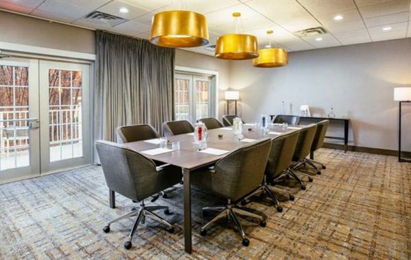 Somerset Hills Hotel Tapestry Collection by Hilton