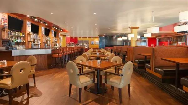 DoubleTree by Hilton Hotel Dallas - Love Field