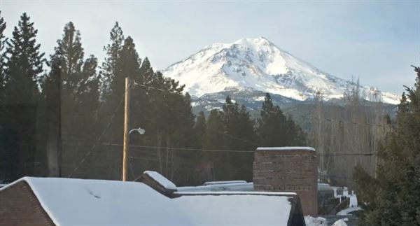 Mccloud River Mercantile Hotel