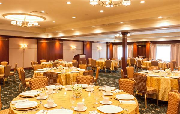 Ann Arbor Regent Hotel and Suites