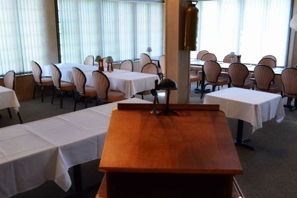 Mary's Restaurant And Bed & Breakfast