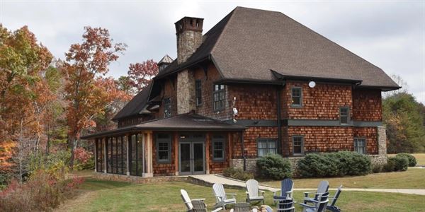 Blue Ridge Mountain Lodge