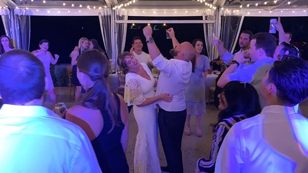 PHILLY CUSTOM DJ LLC