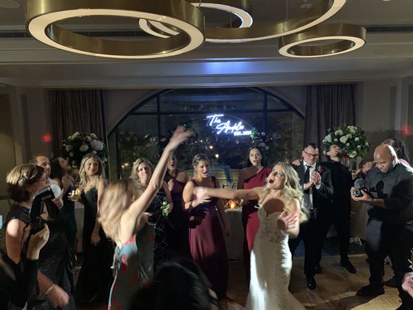 PHILLY CUSTOM DJ LLC