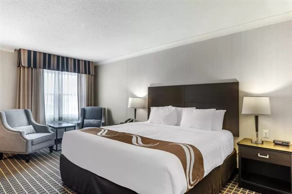 Quality Inn & Suites Garden of the Gulf