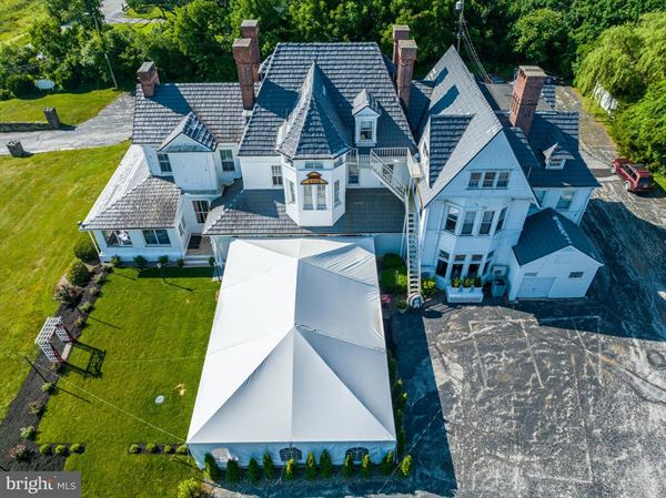 Beale Manor Wedding & Event Venue