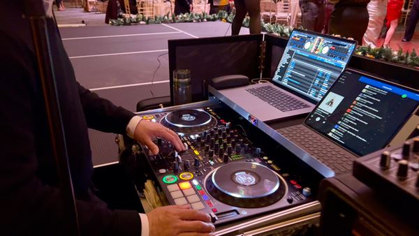 Zhaldee's Eats & Beats