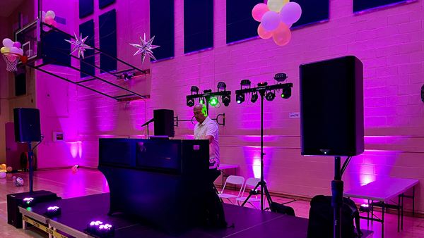 Zhaldee's Eats & Beats