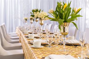 Champagne Foyer & Patio